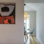 Lovelystay - Downtown With Pool, Ac And Balcony Διαμέρισμα Πόρτο