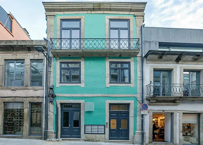 Lovelystay - Downtown With Pool, Ac And Balcony * Πόρτο