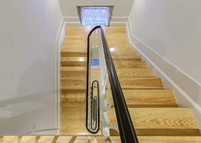 Διαμέρισμα Lovelystay - Downtown With Pool, Ac And Balcony Πόρτο