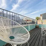 Lovelystay - Downtown With Pool, Ac And Balcony Apartman Porto